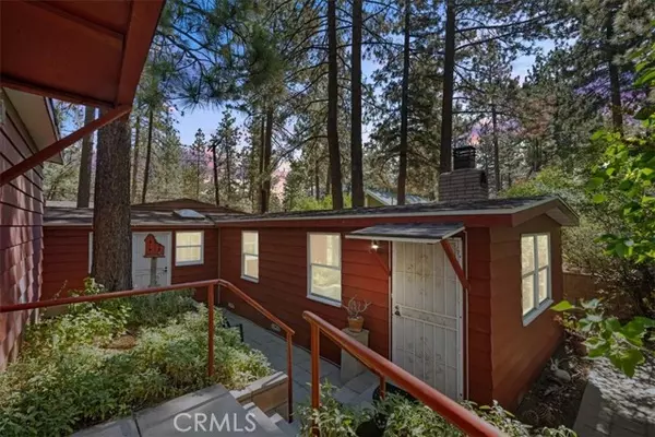 Wrightwood, CA 92397,1498 Oriole Road