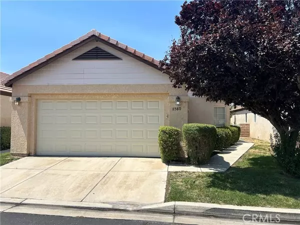 Apple Valley, CA 92308,11580 Oak Street