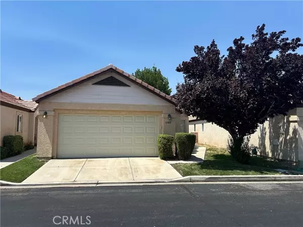 11580 Oak Street, Apple Valley, CA 92308
