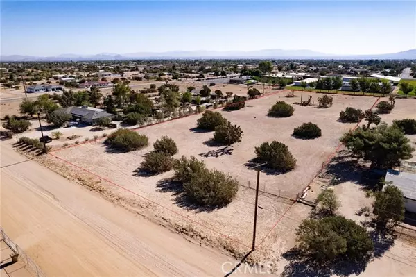 Hesperia, CA 92345,8821 Oakwood Avenue