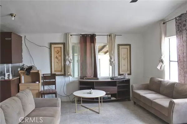 Adelanto, CA 92301,19478 Valle Vista Road