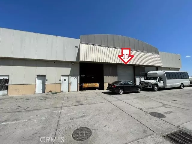 Hesperia, CA 92345,10881 Santa Fe Avenue