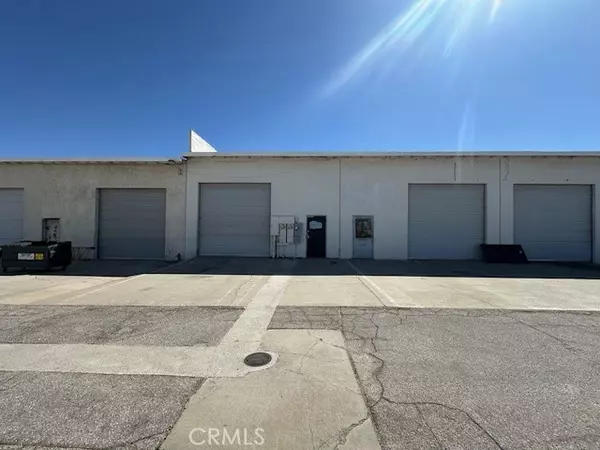 Apple Valley, CA 92307,13580 Nomwaket Road