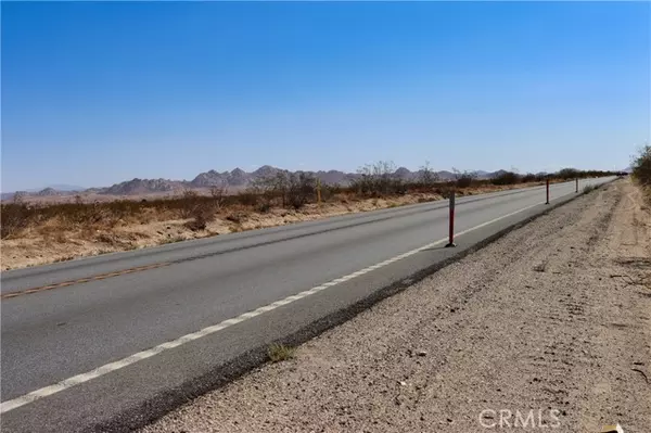 Lucerne Valley, CA 92356,35527 Old Woman Springs Road