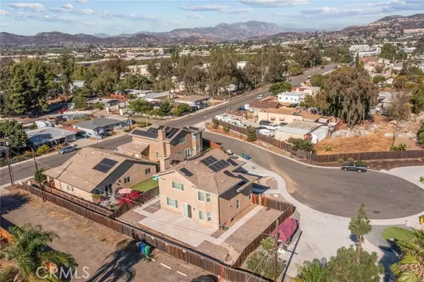 Santee, CA 92071,8588 Shanes Way