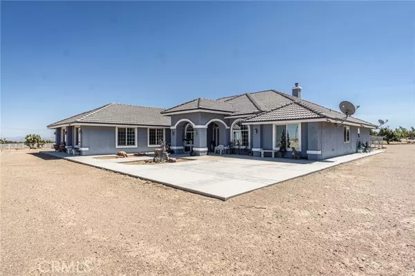 Oak Hills, CA 92344,9735 Elsinore Road