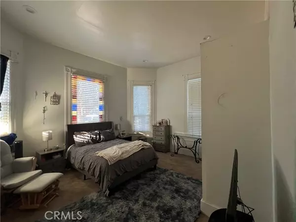 Pomona, CA 91766,810 E 2nd Street