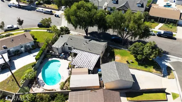 Paramount, CA 90723,7633 Racine Ave