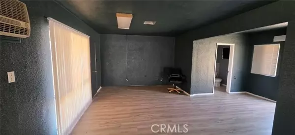 Apple Valley, CA 92307,20600 US Highway 18