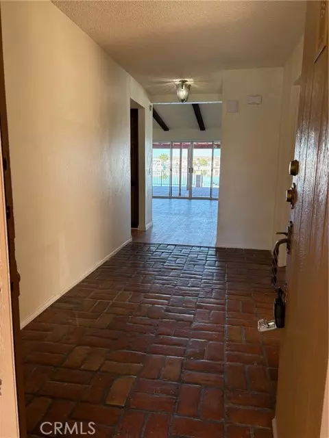 Helendale, CA 92342,27316 Lakeview Drive