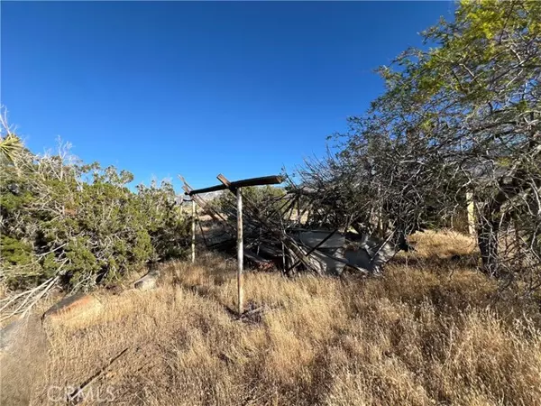 Lucerne Valley, CA 92356,776 Silver Creek Canyon (NEAR) Road