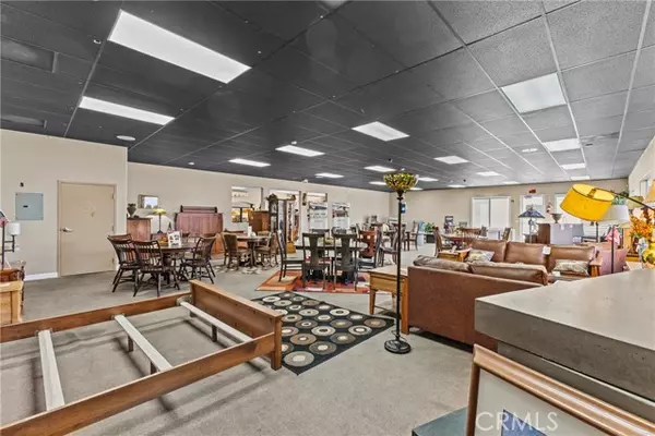 Hesperia, CA 92345,12033 Mariposa