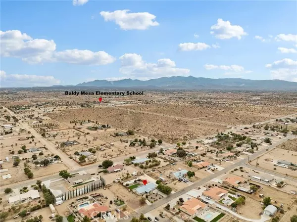 Phelan, CA 92371,9915 Le Panto