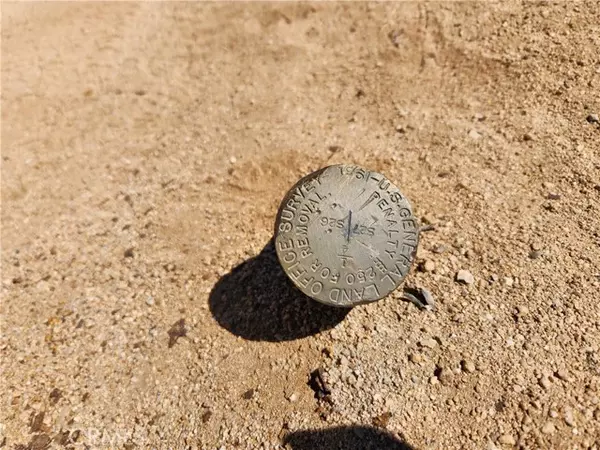 Joshua Tree, CA 92252,40 Joshua Tree