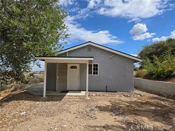 6467 Oak Hill #B, Oak Hills, CA 92344