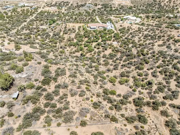 Oak Hills, CA 92344,0 Larch