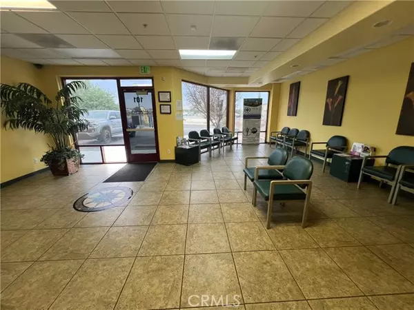 Apple Valley, CA 92307,16070 Tuscola Road