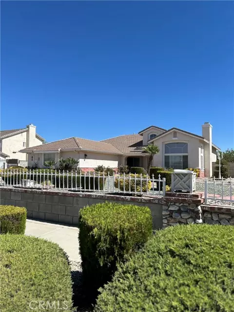 Apple Valley, CA 92308,20361 Pahute