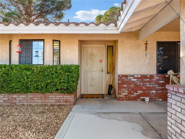 Helendale, CA 92342,14759 Blue Grass