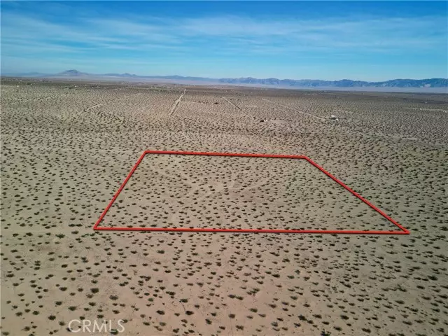 Joshua Tree, CA 92252,63305 Ranier Road