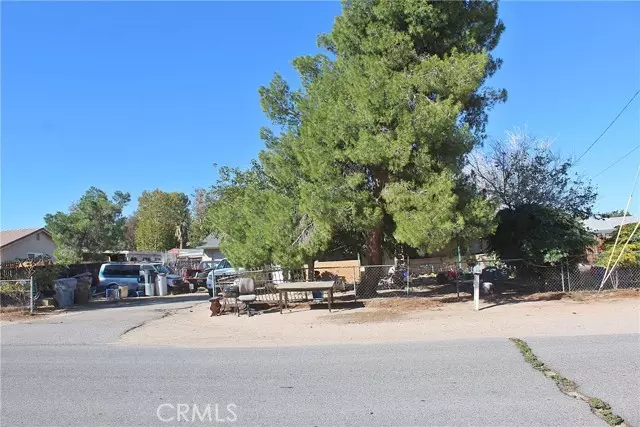 Hesperia, CA 92345,9030 Roble