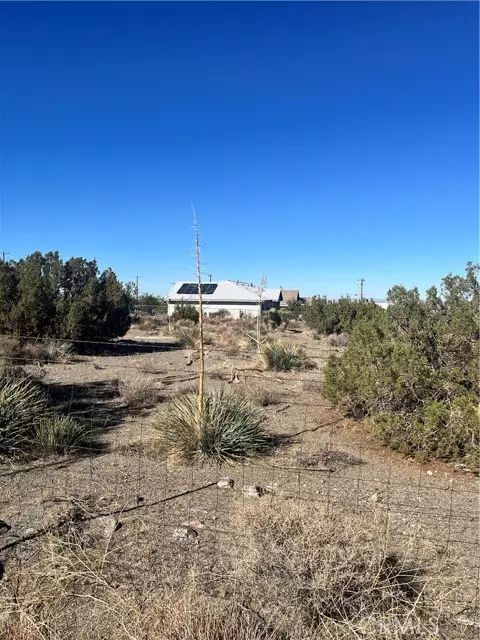 Phelan, CA 92371,0 Beekley