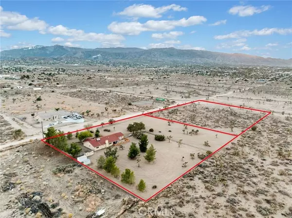 Phelan, CA 92371,3996 Yucca Terrace