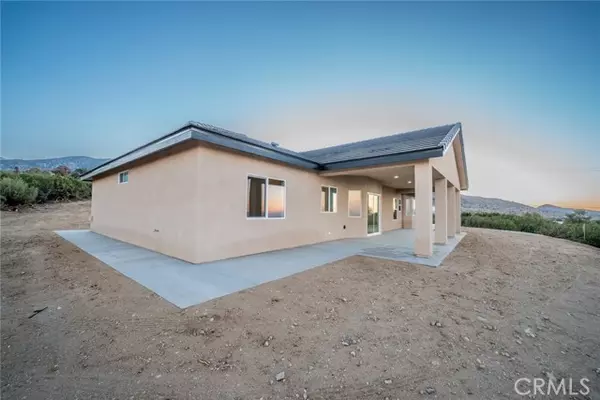 Pinon Hills, CA 92372,1112 Hollister