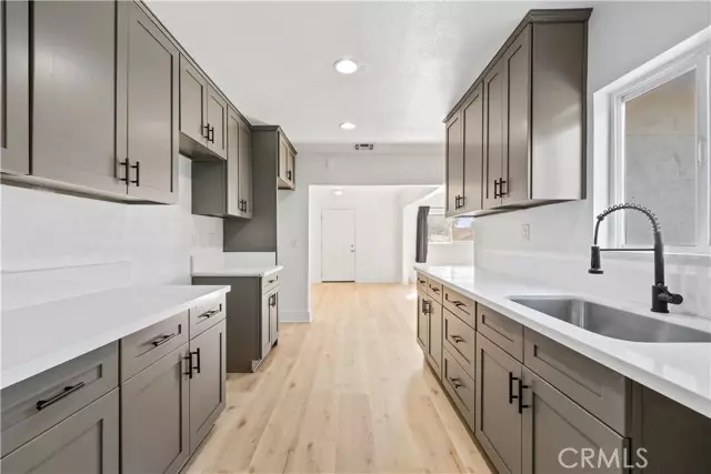 Fontana, CA 92335,18264 Pine