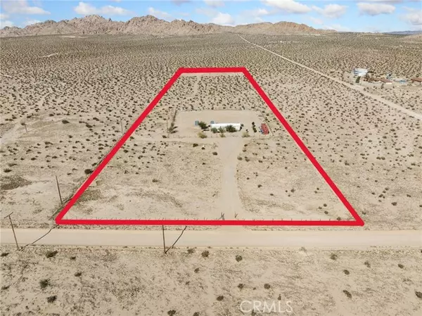 Lucerne Valley, CA 92356,39626 E End Road