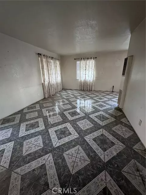 Rialto, CA 92376,262 N Larch Avenue