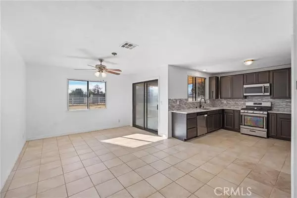 Apple Valley, CA 92307,18891 Shoshonee Road