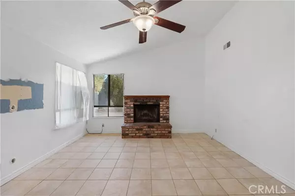 Apple Valley, CA 92307,18891 Shoshonee Road