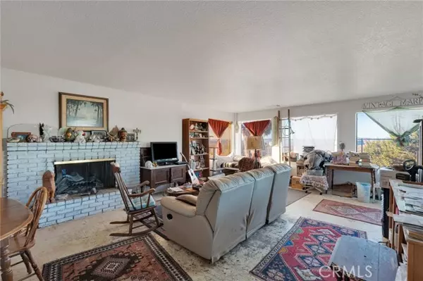 Apple Valley, CA 92308,25735 Santa Rosa