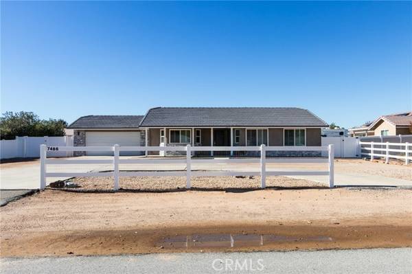 7486 Langdon, Hesperia, CA 92345