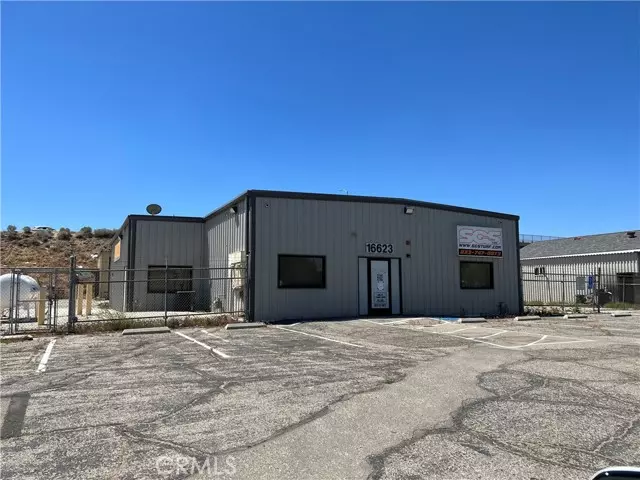 Hesperia, CA 92345,16623 Yucca Street