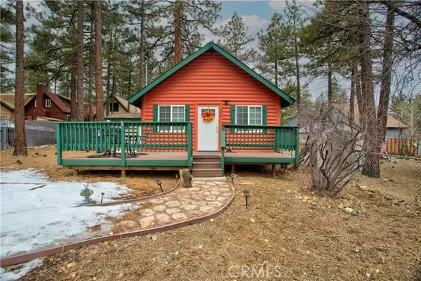 306 Victoria Lane, Sugarloaf, CA 92386