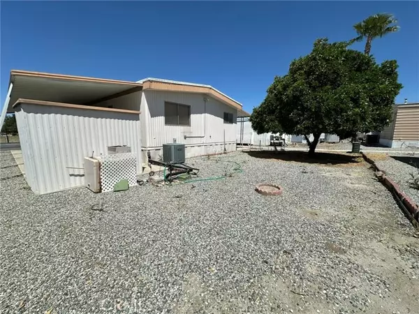 Hemet, CA 92545,1895 W Devonshire Avenue #143