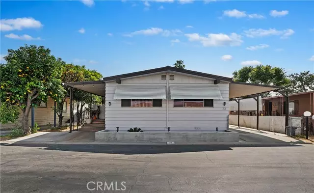 Corona, CA 92879,777 S Temescal Street #73