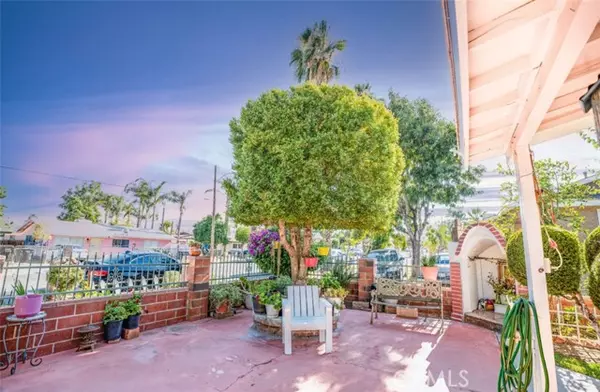Perris, CA 92570,236 W 6th Street