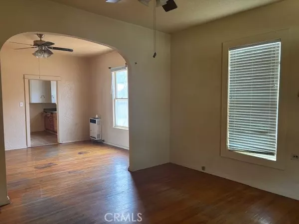 Corona, CA 92879,115 N Victoria Avenue