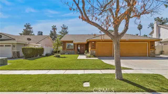 1204 Salem Drive, Corona, CA 92881