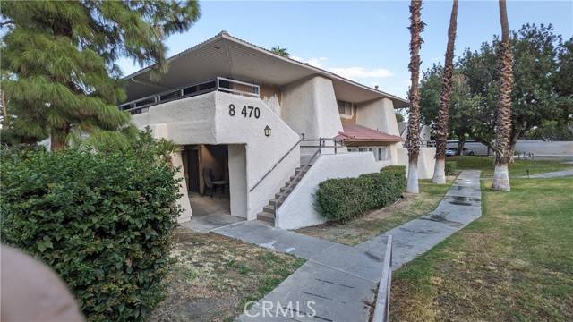 470 N Villa Court #205, Palm Springs, CA 92262