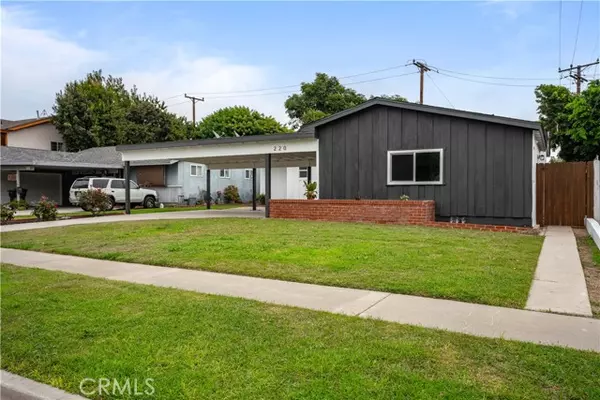 Fullerton, CA 92833,220 N Orchard Avenue