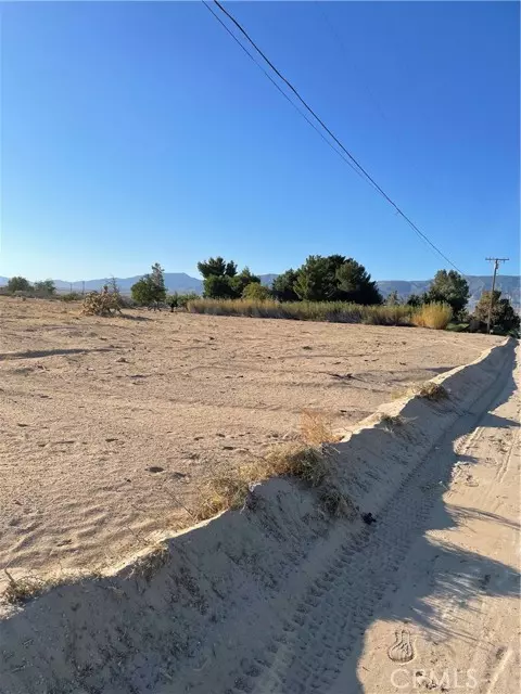 Lucerne Valley, CA 92356,0 Medanos Avenue