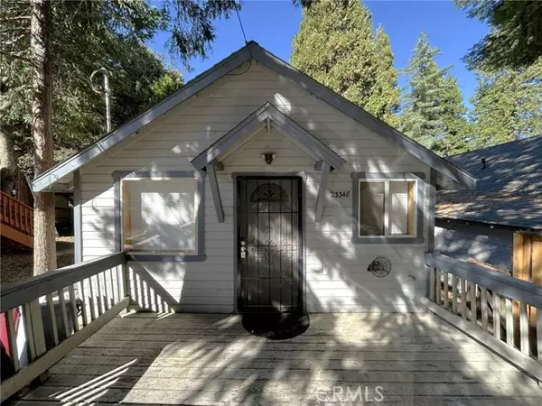 23348 S Village Lane, Crestline, CA 92348