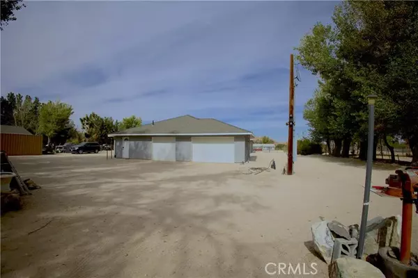 Lucerne Valley, CA 92356,10298 Custer Avenue