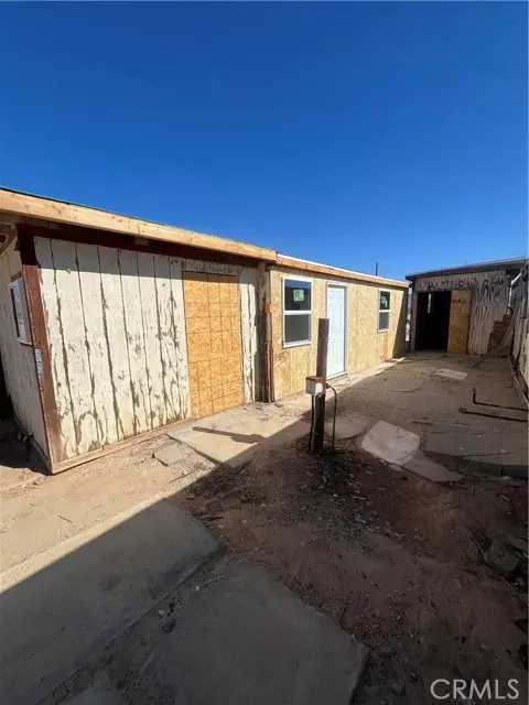 Twentynine Palms, CA 92277,87908 Amboy Road