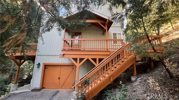 24861 Finhaut Drive, Crestline, CA 92325