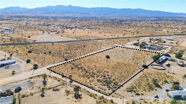 1 Mesa Road, Phelan, CA 92371
